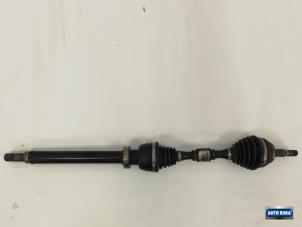 Używane Os napedowa prawy przód Volvo V40 (VW) 1.9 D Cena € 74,95 Procedura marży oferowane przez Auto Rima Druten