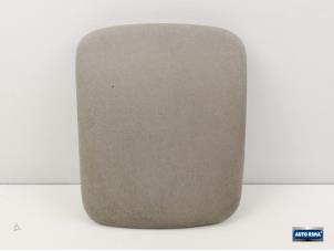 Używane Podlokietnik Volvo C70 Cena € 49,95 Procedura marży oferowane przez Auto Rima Druten