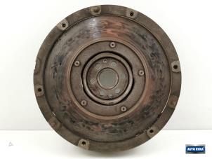 Używane Dwumasowe kolo zamachowe Volvo V70 (BW) 1.6 T4 16V Flexifuel Cena € 174,95 Procedura marży oferowane przez Auto Rima Druten