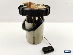 Begagnade Elektrisk bränslepump Volvo V50 (MW) 2.4 D5 20V Pris € 74,95 Marginaltabell erbjuds av Auto Rima Druten