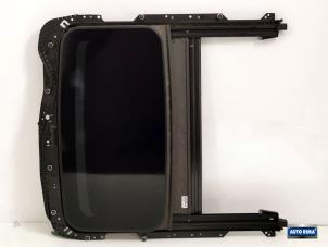 Gebruikte Schuifdak Volvo V70 (BW) 2.4 D5 20V Prijs € 149,95 Margeregeling aangeboden door Auto Rima Druten