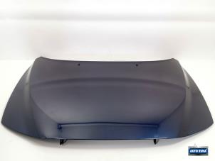 Begagnade Motorhuv Volvo XC70 (SZ) XC70 2.4 T 20V Pris € 124,95 Marginaltabell erbjuds av Auto Rima Druten