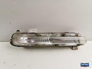 Begagnade Dagsljus höger Volvo V40 (MV) 1.6 D2 Pris € 34,95 Marginaltabell erbjuds av Auto Rima Druten