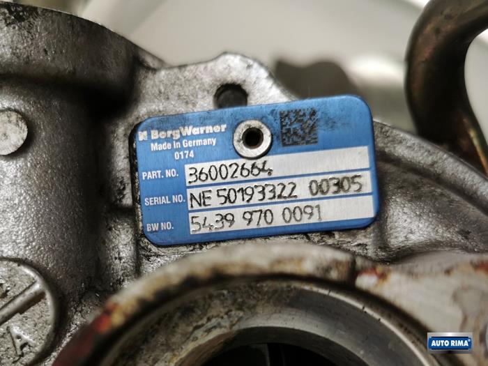 Turbo från en Volvo XC70 (BZ) 2.4 D5 20V 205 AWD 2011