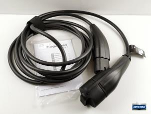 Gebruikte Oplaadkabel elektrische auto Polestar Polestar 2 78kWh Long Range Dual Motor Prijs € 199,95 Margeregeling aangeboden door Auto Rima Druten