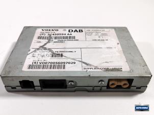 Begagnade DAB-modul Volvo XC60 I (DZ) 2.0 T5 16V Pris € 49,95 Marginaltabell erbjuds av Auto Rima Druten