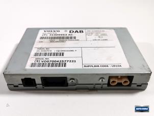 Begagnade DAB-modul Volvo V40 (MV) 2.0 D 16V Pris € 49,95 Marginaltabell erbjuds av Auto Rima Druten