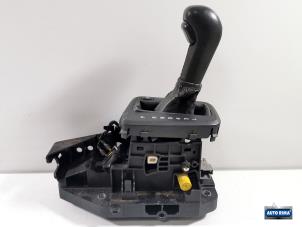 Używane Dzwignia wyboru automatycznej skrzyni biegów Volvo XC70 (SZ) XC70 2.4 T 20V Cena € 74,95 Procedura marży oferowane przez Auto Rima Druten