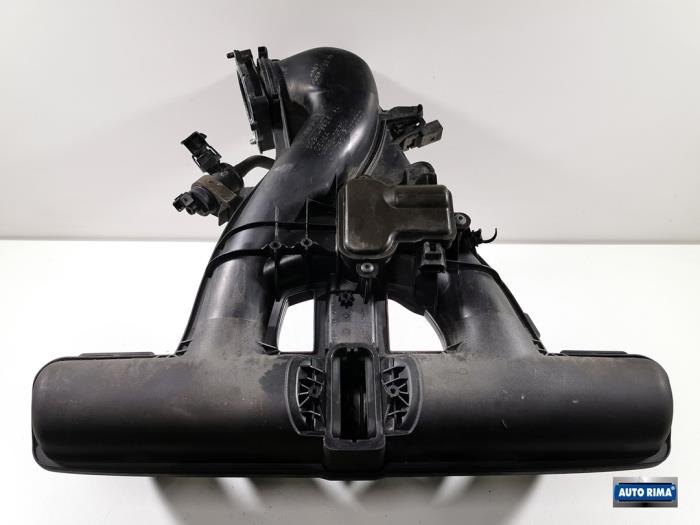 Insugsrör från en Volvo XC60 I (DZ) 3.2 24V AWD 2010