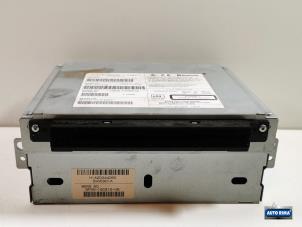 Używane Odtwarzacz CD Volvo V60 I (FW/GW) 2.0 D3 20V Cena € 74,95 Procedura marży oferowane przez Auto Rima Druten