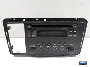 Begagnade Radio Volvo V70 (SW) 2.4 20V 170 Pris € 99,95 Marginaltabell erbjuds av Auto Rima Druten