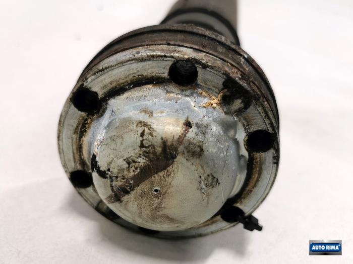 Mellanaxel från en Volvo XC70 (SZ) XC70 2.4 D 20V 2005