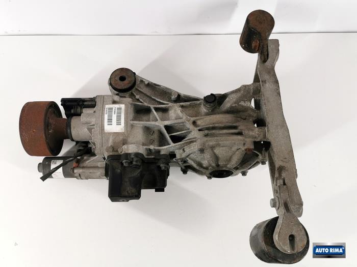 Bakre differential från en Volvo V90 II (PW) 2.0 D4 16V Polestar AWD 2019