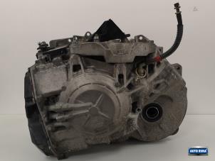 Gebruikte Automaatbak Volvo V70 (BW) 2.0 D3 20V Prijs € 849,95 Margeregeling aangeboden door Auto Rima Druten