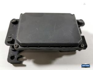 Używane Sterownik tempomatu Volvo V60 I (FW/GW) 2.4 D5 20V Autom. Cena € 149,95 Procedura marży oferowane przez Auto Rima Druten