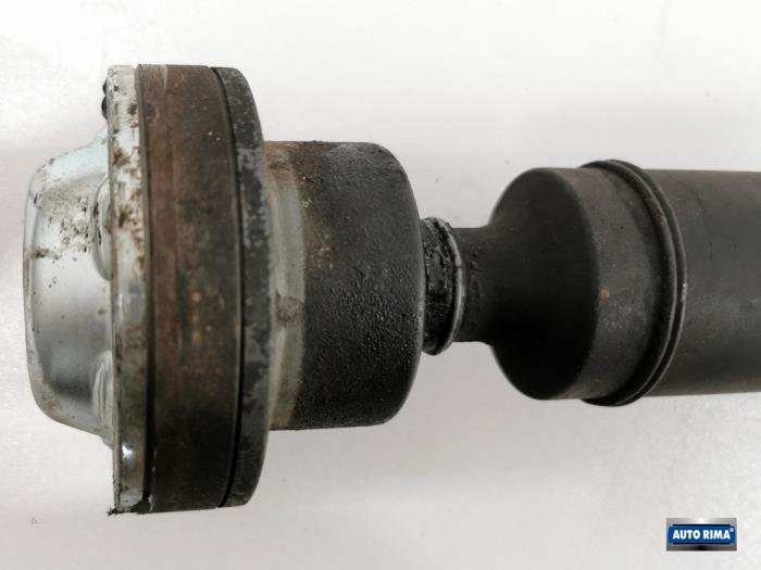 Mellanaxel från en Volvo XC70 (SZ) XC70 2.4 D5 20V 2006