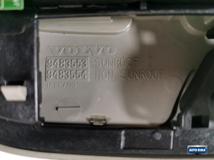 Innerbelysning, fram från en Volvo V70 (SW) 2.4 20V 140 2001