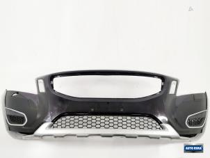 Begagnade Främre stötfångare Volvo V60 I (FW/GW) 1.6 T3 16V Pris € 299,95 Marginaltabell erbjuds av Auto Rima Druten