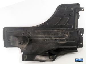 Używane Plyta ochronna podlogowa Volvo V60 I (FW/GW) 2.0 D3 20V Cena € 34,95 Procedura marży oferowane przez Auto Rima Druten