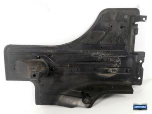 Używane Plyta ochronna podlogowa Volvo V60 I (FW/GW) 2.0 D3 20V Cena € 34,95 Procedura marży oferowane przez Auto Rima Druten