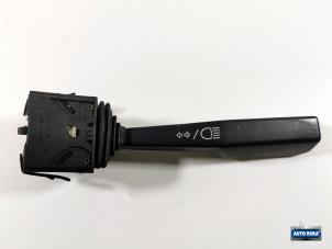 Gebruikte Richtingaanwijzer Schakelaar Volvo 440 1.8 i DL/GLE Prijs € 24,95 Margeregeling aangeboden door Auto Rima Druten