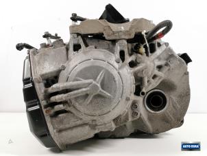 Gebruikte Automaatbak Volvo V60 I (FW/GW) 2.4 D6 20V Plug-in Hybrid AWD Prijs € 749,95 Margeregeling aangeboden door Auto Rima Druten