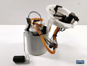 Gebruikte Benzinepomp Volvo XC90 II 2.0 T8 16V Twin Engine AWD Prijs € 74,95 Margeregeling aangeboden door Auto Rima Druten