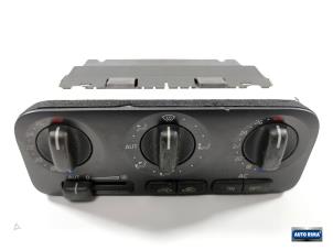 Gebruikte Chaufage Bedieningspaneel Volvo V70 (GW/LW/LZ) 2.0 10V Prijs € 24,95 Margeregeling aangeboden door Auto Rima Druten