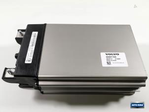 Używane Akumulator (Hybryda) Volvo V60 II (ZW) 2.0 B4 16V Mild Hybrid Geartronic Cena € 499,95 Procedura marży oferowane przez Auto Rima Druten