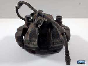 Gebruikte Remklauw (Tang) rechts-voor Volvo XC90 II 2.0 T8 16V Twin Engine AWD Prijs € 74,95 Margeregeling aangeboden door Auto Rima Druten