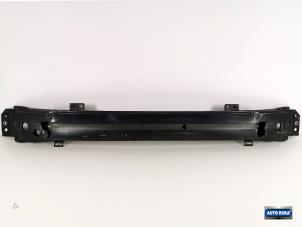 Begagnade Främre stötfångarram Volvo V70 (SW) 2.4 20V 170 Pris € 74,95 Marginaltabell erbjuds av Auto Rima Druten