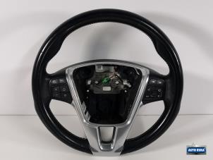 Begagnade Ratt Volvo V60 I (FW/GW) 2.4 D6 20V Plug-in Hybrid AWD Pris € 49,95 Marginaltabell erbjuds av Auto Rima Druten