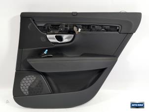 Gebruikte Deurbekleding 4Deurs rechts-achter Volvo V90 II (PW) 2.0 T4 16V Prijs € 199,95 Margeregeling aangeboden door Auto Rima Druten