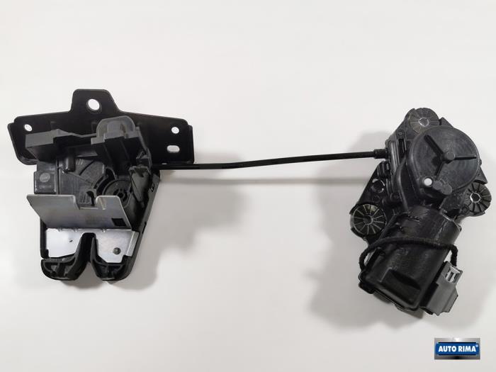 Tailgate lock mechanism Volvo XC40 2.0 B4 16V Mild Hybrid AWD - 32149889