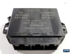 Begagnade PDC-modul Volvo XC70 (SZ) XC70 2.5 T 20V Pris € 74,95 Marginaltabell erbjuds av Auto Rima Druten