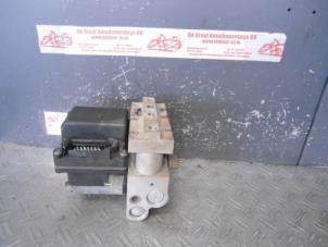 Begagnade ABS-pump Opel Calibra Pris på förfrågan erbjuds av de Graaf autodemontage B.V.