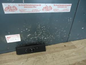 Gebruikte Licht Schakelaar BMW 5 serie Touring (E61) 523i 24V Prijs € 20,00 Margeregeling aangeboden door de Graaf autodemontage B.V.