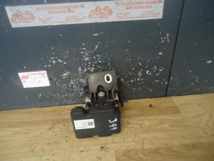 Begagnade ABS-pump Fiat Panda/Pandina (312) 1.2 69 Pris € 100,00 Marginaltabell erbjuds av de Graaf autodemontage B.V.