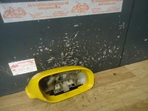 Begagnade Spegelhus, höger Volkswagen Touran Pris € 20,00 Marginaltabell erbjuds av de Graaf autodemontage B.V.