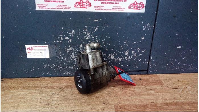 Oljekylare från en BMW 3-Serie 2003