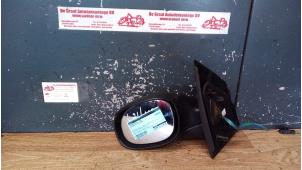 Gebruikte Buitenspiegel links Citroen C2 (JM) 1.4 Prijs € 25,00 Margeregeling aangeboden door de Graaf autodemontage B.V.