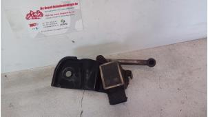 Gebruikte Xenon hoogteregelaar Mercedes S (W221) 3.0 S-320 CDI 24V Prijs € 25,00 Margeregeling aangeboden door de Graaf autodemontage B.V.