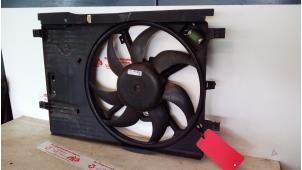 Begagnade Fläktmotor Fiat Grande Punto (199) 1.2 Pris € 65,00 Marginaltabell erbjuds av de Graaf autodemontage B.V.
