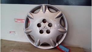 Używane Kolpak Mitsubishi Grandis (NA) 2.4 16V MIVEC Cena € 12,50 Procedura marży oferowane przez de Graaf autodemontage B.V.