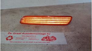 Begagnade Reflektor, stötfångare, höger bak Volvo V40 (VW) 2.0 16V Turbo Pris € 7,50 Marginaltabell erbjuds av de Graaf autodemontage B.V.