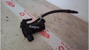 Begagnade Pump, vindrutespolare Volvo V50 (MW) 1.6 D 16V Pris € 10,00 Marginaltabell erbjuds av de Graaf autodemontage B.V.