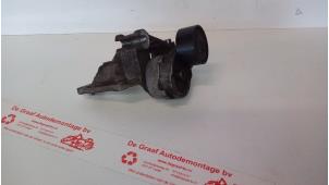 Gebruikte Spanrol Multiriem Citroen C4 Cactus (0B/0P) 1.2 PureTech 82 12V Prijs € 25,00 Margeregeling aangeboden door de Graaf autodemontage B.V.