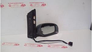 Begagnade Skärmspegel, höger Volkswagen Touran (1T1/T2) 1.6 FSI 16V Pris € 35,00 Marginaltabell erbjuds av de Graaf autodemontage B.V.