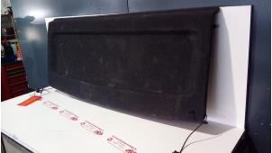 Gebruikte Hoedenplank Volkswagen Polo IV (9N1/2/3) 1.4 16V Prijs € 35,00 Margeregeling aangeboden door de Graaf autodemontage B.V.