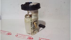 Gebruikte Benzinepomp Skoda Fabia II Combi 1.6i 16V Prijs € 30,00 Margeregeling aangeboden door de Graaf autodemontage B.V.